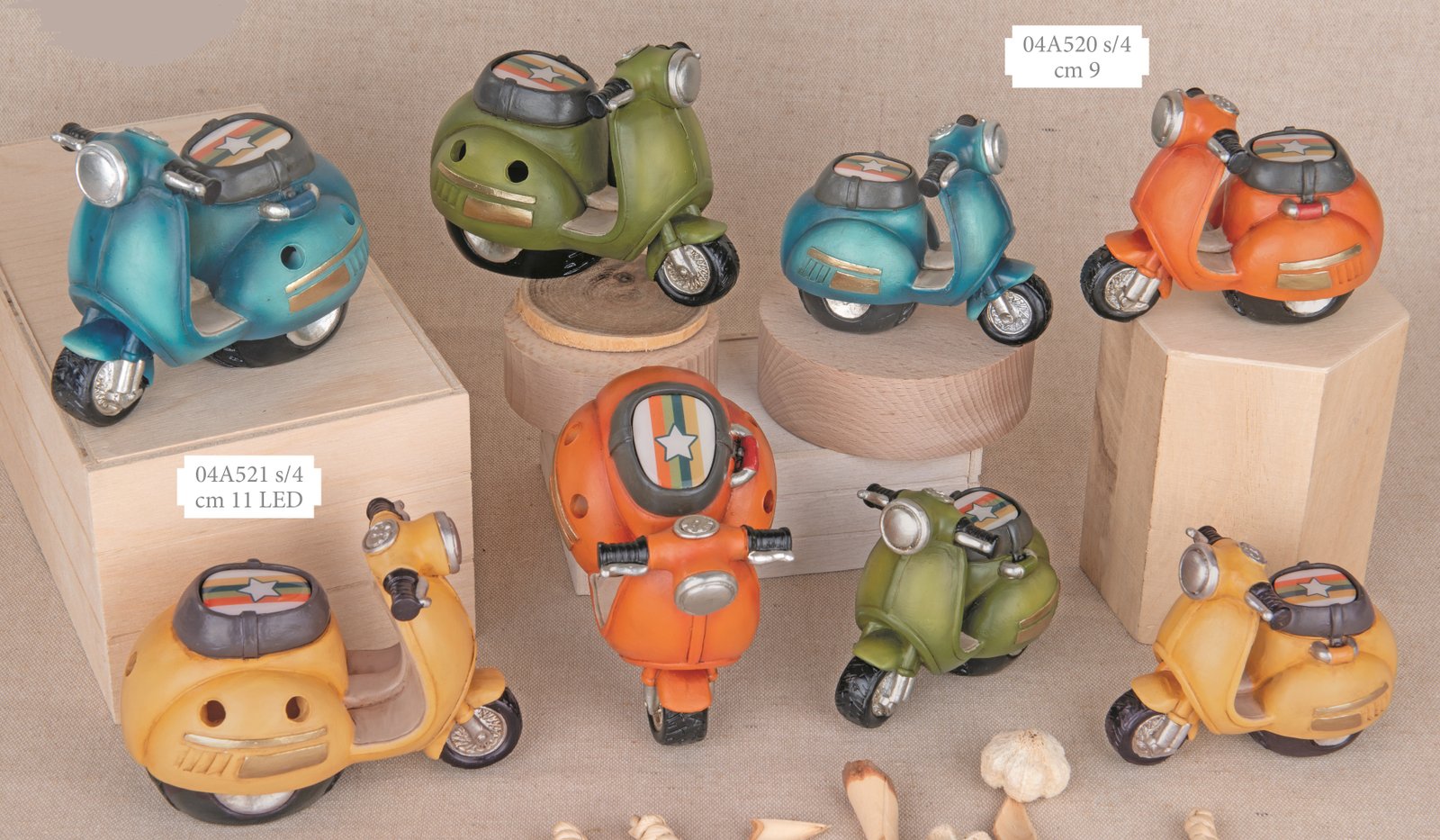 Speed Scooter Classico e LED Bomboniera 4 ass. cm.9-11 04A520-04A521, ideale per Battesimo avventuroso.