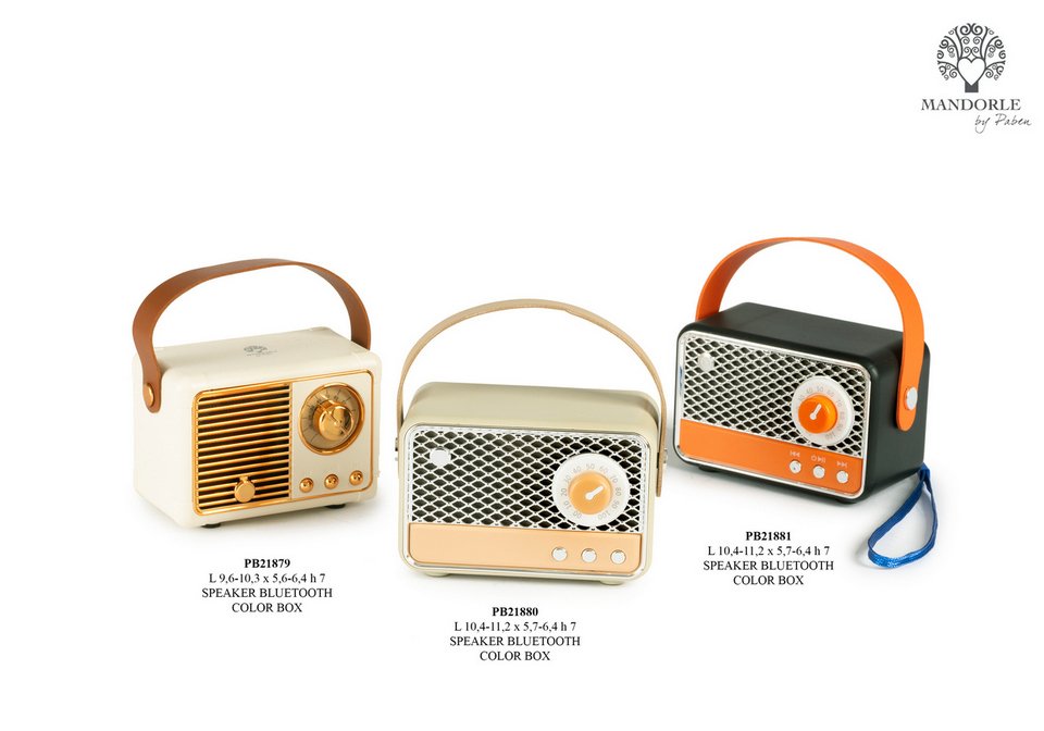 Bomboniera Speaker Bluetooth Radio Retro Mandorle 9,6 cm in Plastica per Matrimonio/Eventi, codice 21879. Fornito con scatola.