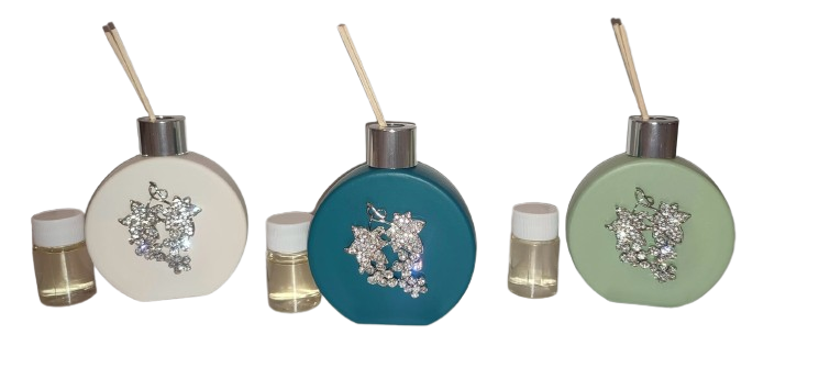 Bomboniera Diffusore di Essenze Rotondo CREACR6057 con applicazione di strass, colori sabbia, ottanio e verde salvia. Ideale per matrimonio e anniversario - Bomboniere Cupido Trapani.