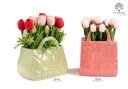 Bomboniera Vaso a forma di Borsetta con Tulipani 34 cm., 33 cm. in ceramica e plastica per eventi, codice 21809, 21810. Disponibile nei colori rosa e verde - Bomboniere Cupido Trapani.