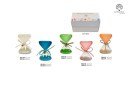 Bomboniere Clessidre Satinate in Vetro 7,5 cm e 9,5 cm con decorazioni a Cuore o Stella in metallo oro. Colori assortiti: Bianco, Azzurro, Verde, Rosa e Arancione. Codici 21950-21959. Fornite con scatola regalo (G.BOX).